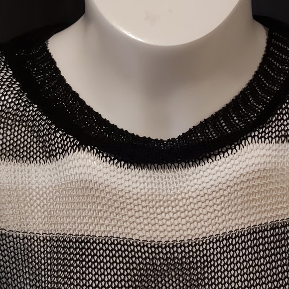 Women's Long Sleeve mesh top - Picture 6 of 7